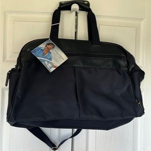 Náutica Voyage Men’s Deluxe Travel Bag Navy Blue Adjustable Strap Size 18 x 13